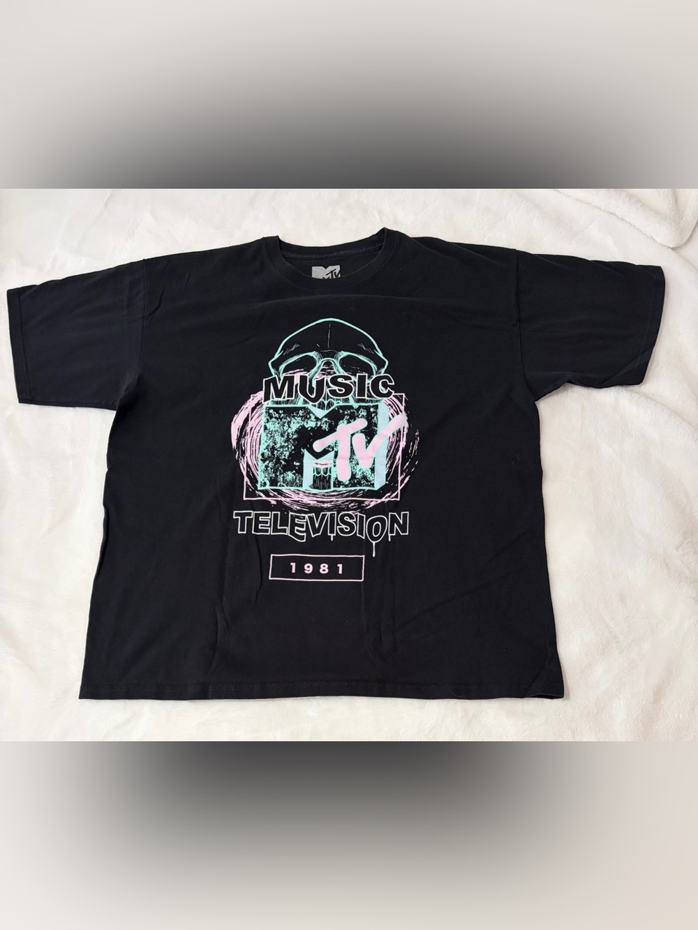 Vintage-Vibe MTV Music Television Graphic Tee (Size XL)